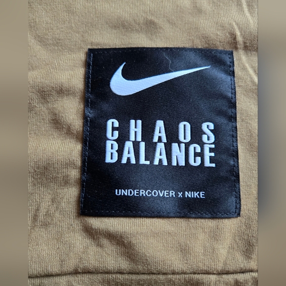 Nike Undercover Jun Takahashi Chaos Balance Running Shirt - Picture 8 of 8